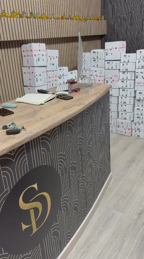 Carica il video: 